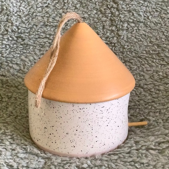 Ceramic Bird House NWT Speckled Glaze Crescent Enterprise Co. 5”x5”x6.75” - Picture 3 of 15